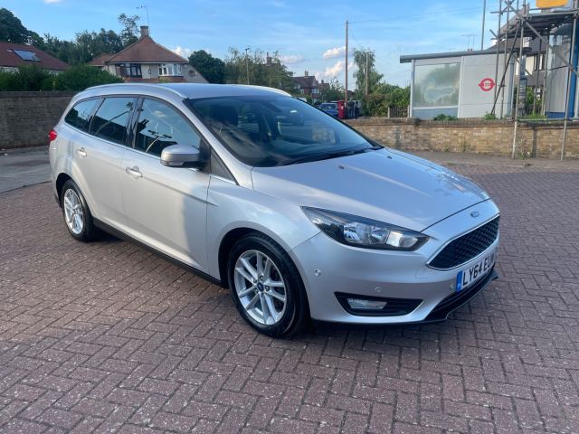 2015 (64) Ford Focus 1.0T EcoBoost Zetec Estate 5dr Petrol Manual Euro 6 (s/s) (125 ps)
